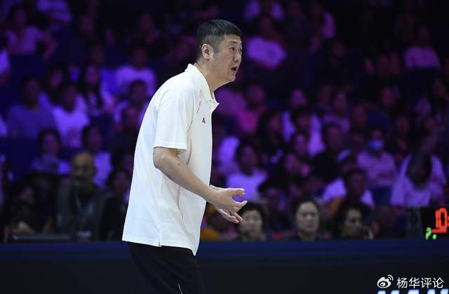 半岛体育网址-赵勇再现怒吼：拦网为什么不说话准备会怎么布置的，咣咣咣老被打|女排|世界女排联赛|中国女排|球员|球迷_新浪体育_新浪新闻